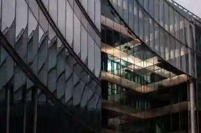 스마트폰 강화유리 필름 모서리 들뜸 방지 꿀팁 알아보자